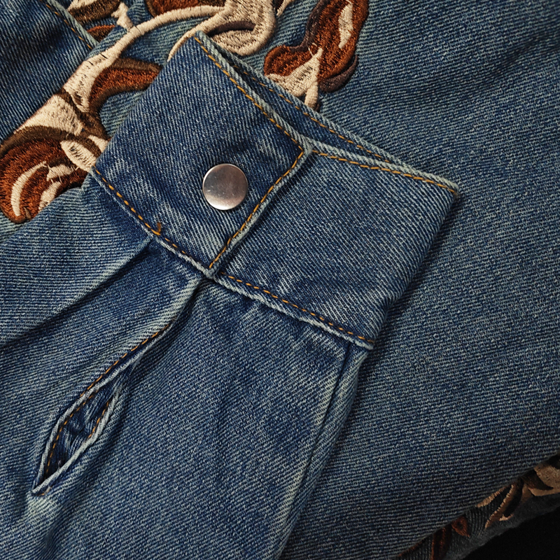 【24-hour shipping out】Men's Western Cowboy Style Embroidered Lapel Chest Pocket Long Sleeve Denim Shirt 00380923Z